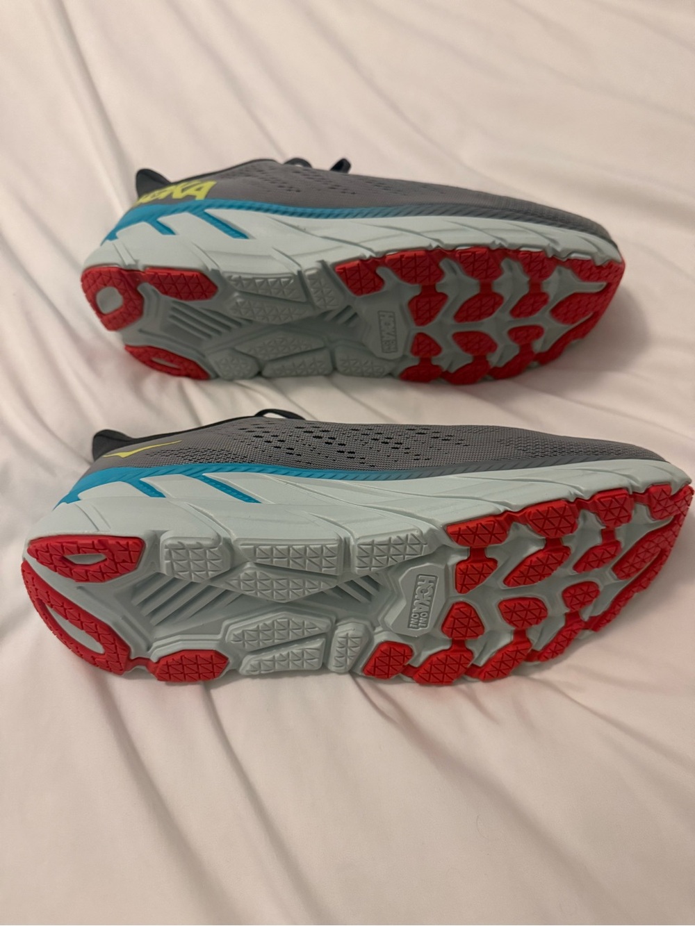 BRAND NEW: Hoka One One Men's Clifton 7 Sneaker- Gray - Picture 4 of 12